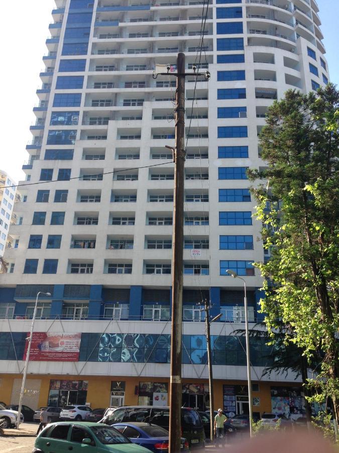 Yalcin Star Residence Apartment 300 บาทูมิ ภายนอก รูปภาพ