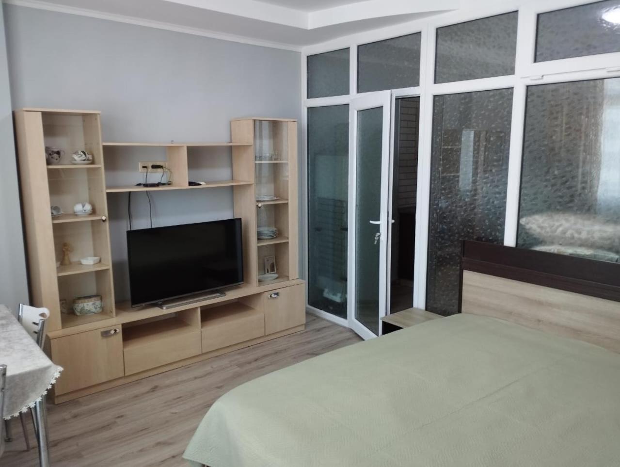 Yalcin Star Residence Apartment 300 บาทูมิ ภายนอก รูปภาพ